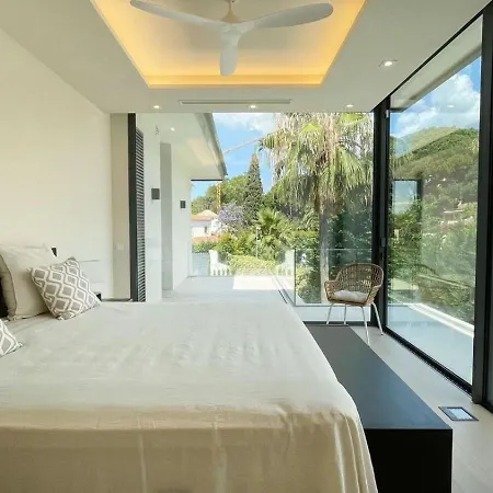 Mila De Oro * Marbella